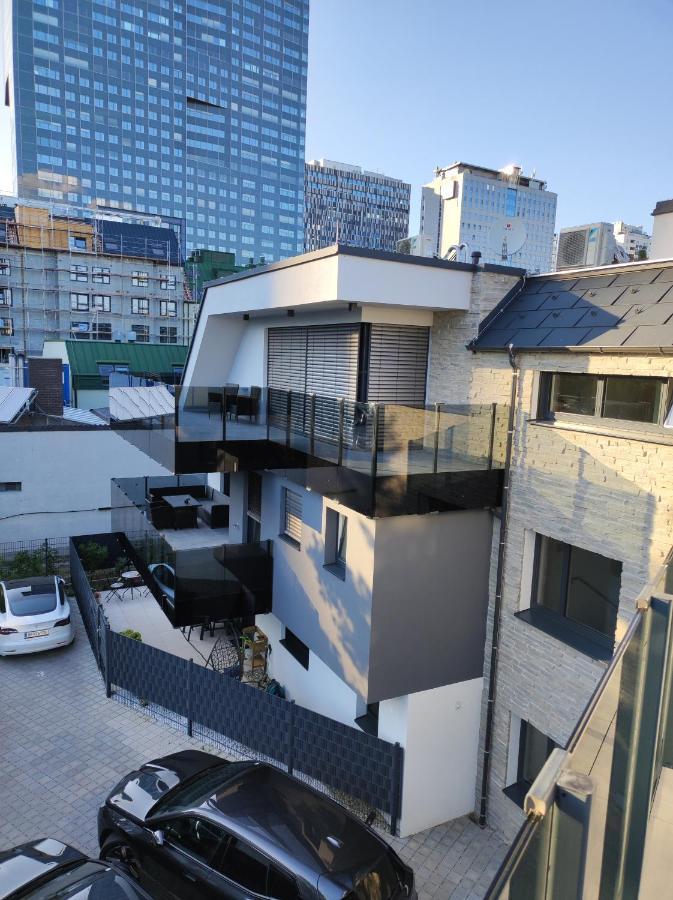 Luxurioeses Penthouse Mit Blick Auf Die Uno-City Und Dem Kaiserwasser. 3Schlafzimmer, 2 Baeder, Privat Lift Ins Apartment ウィーン エクステリア 写真