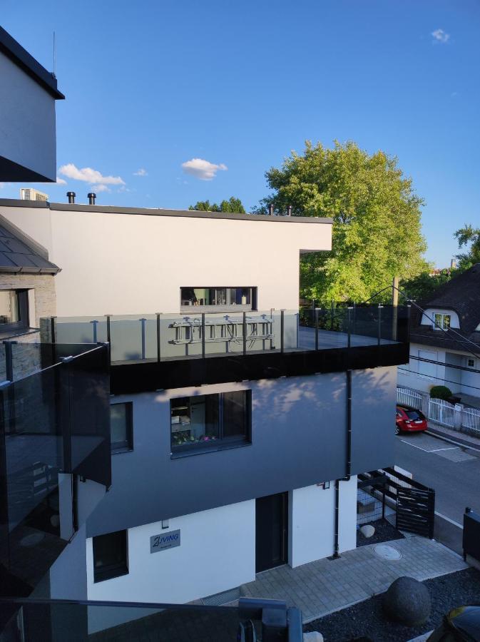 Luxurioeses Penthouse Mit Blick Auf Die Uno-City Und Dem Kaiserwasser. 3Schlafzimmer, 2 Baeder, Privat Lift Ins Apartment ウィーン エクステリア 写真